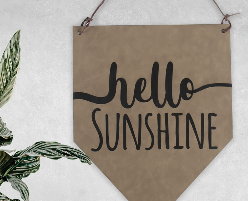 Pennant wall hanging that says Hello Sunshine